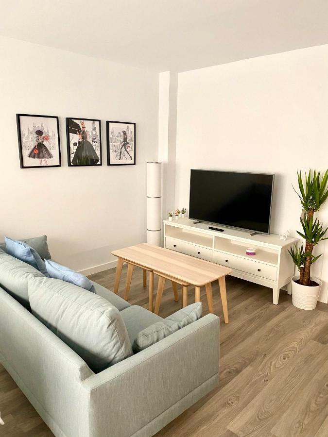 Nuevo Conil Wifi Y Aire Ac Solo Parejas O Familias * Conil De La Frontera