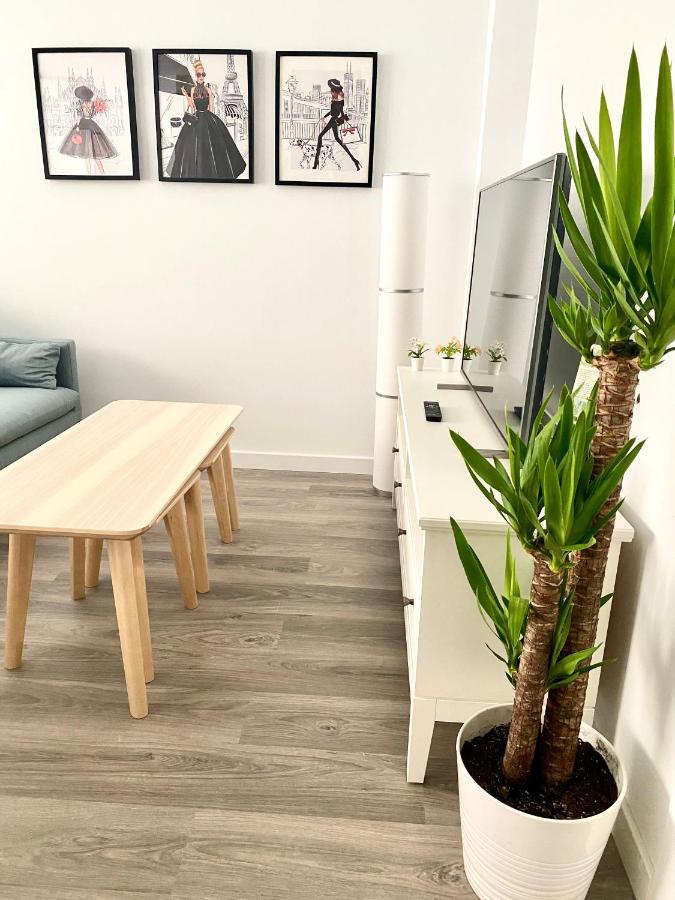 Apartamento Nuevo Conil Wifi Y Aire Ac Solo Parejas O Familias *