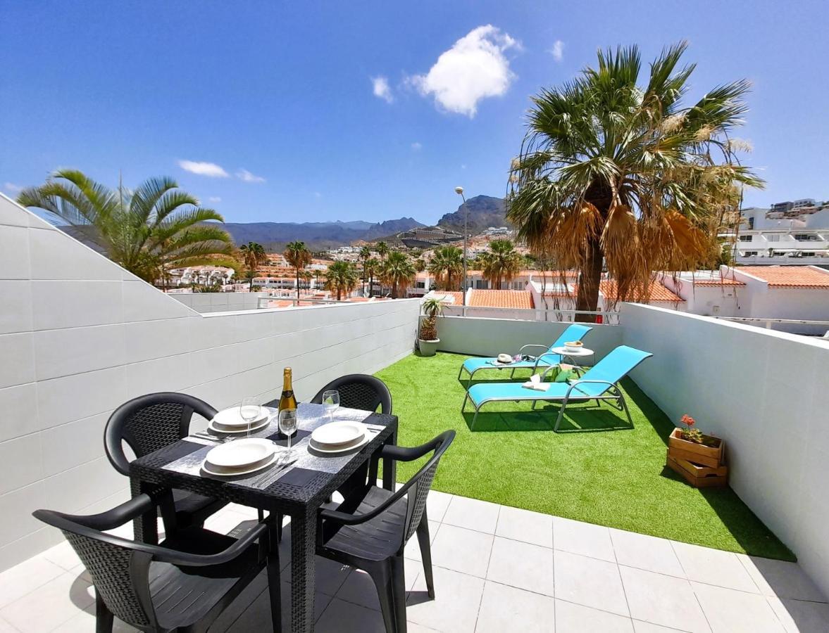 Lovely & Big Terrace Holiday home