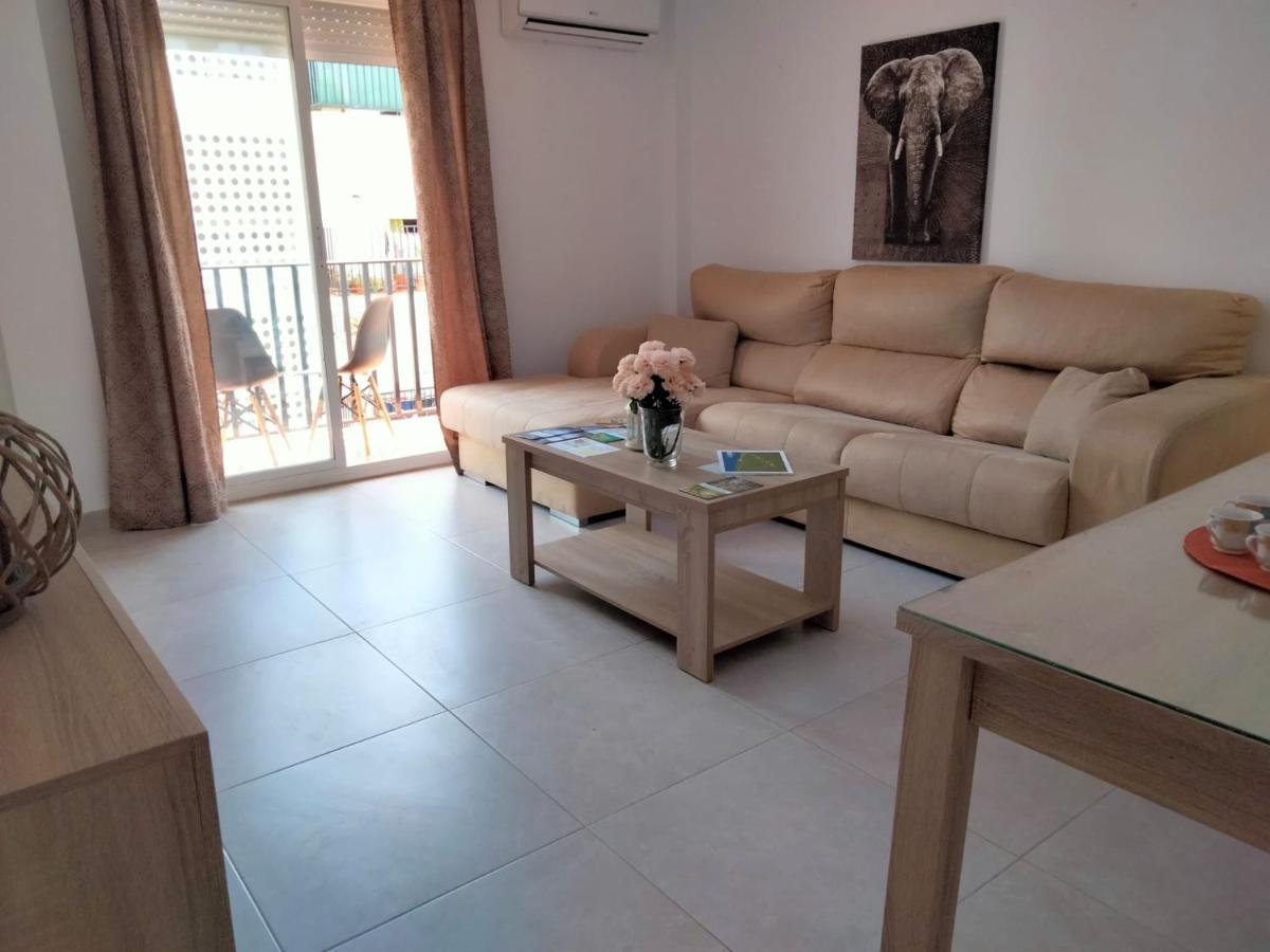 Apartamento Apto. Escolano, Playa De La Cachucha. Wifi, A/c *