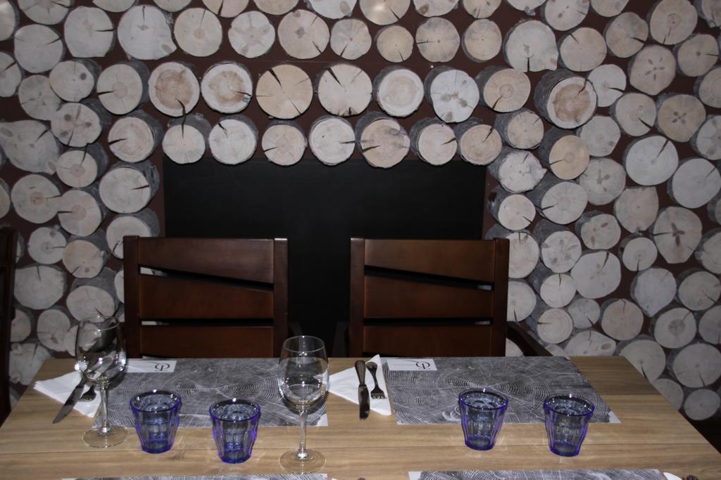 Aparthotel Tres Quinones Sallent De Gallego