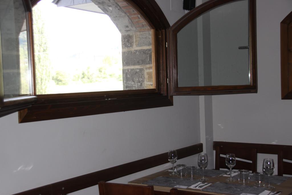 Tres Quinones Aparthotel Sallent De Gallego