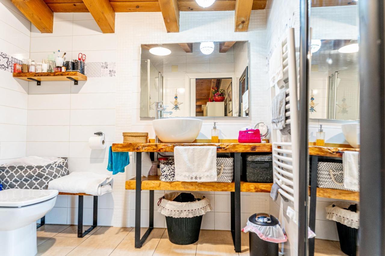 Cal Marinall Apartment *