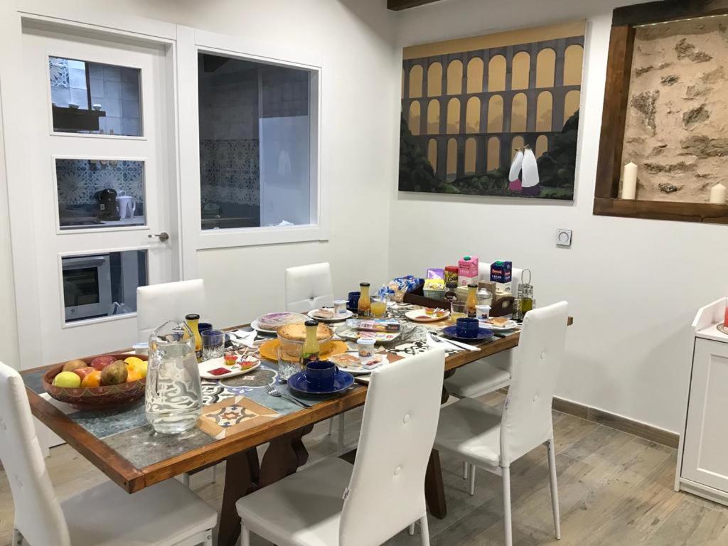 Cigüeñas De Navillas Casa rural Navas de Riofrío