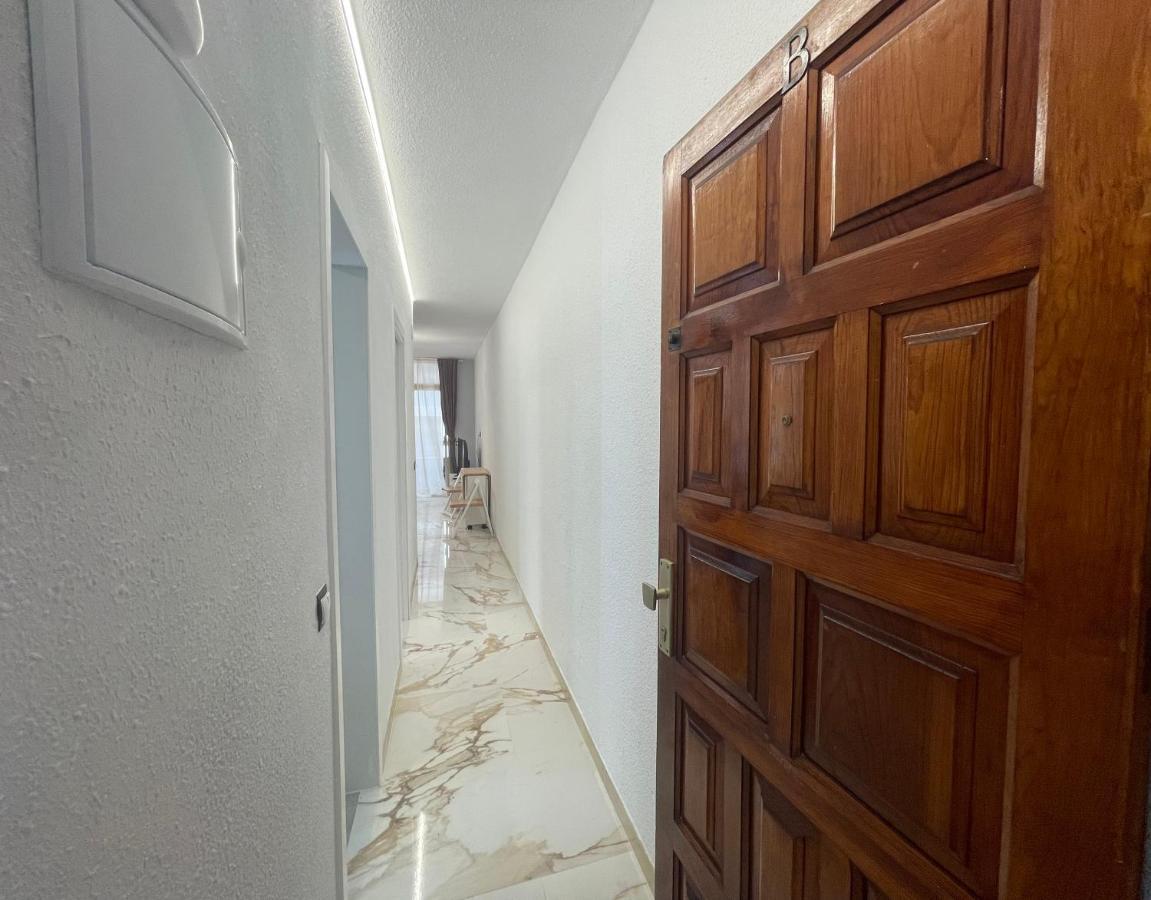 Apartment Piso Canteras/2 Bedroom+balcony+parking At Las Palmas de Gran Canaria