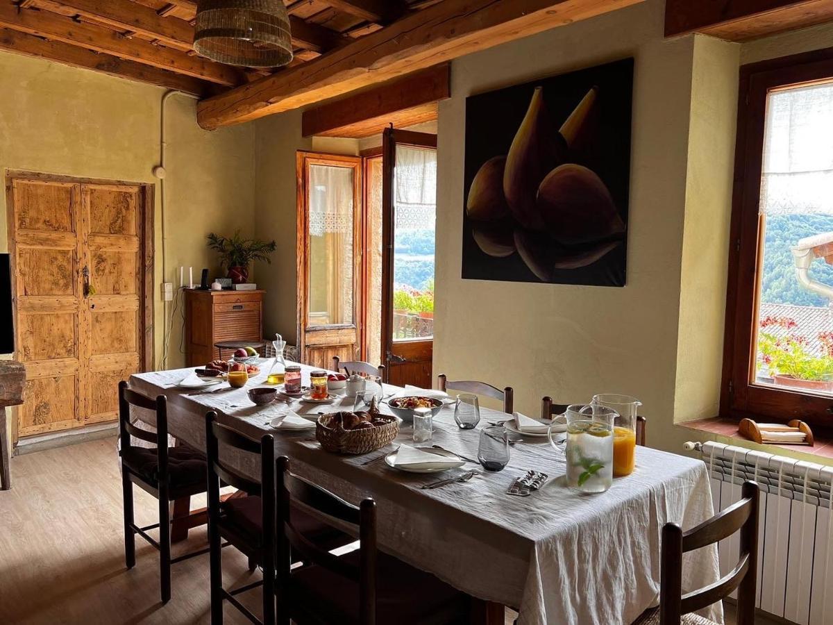 Casa Tapiolas Rectoría * Molló