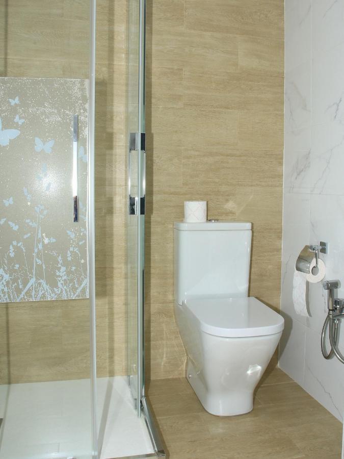 Apartment R Y C Aviles