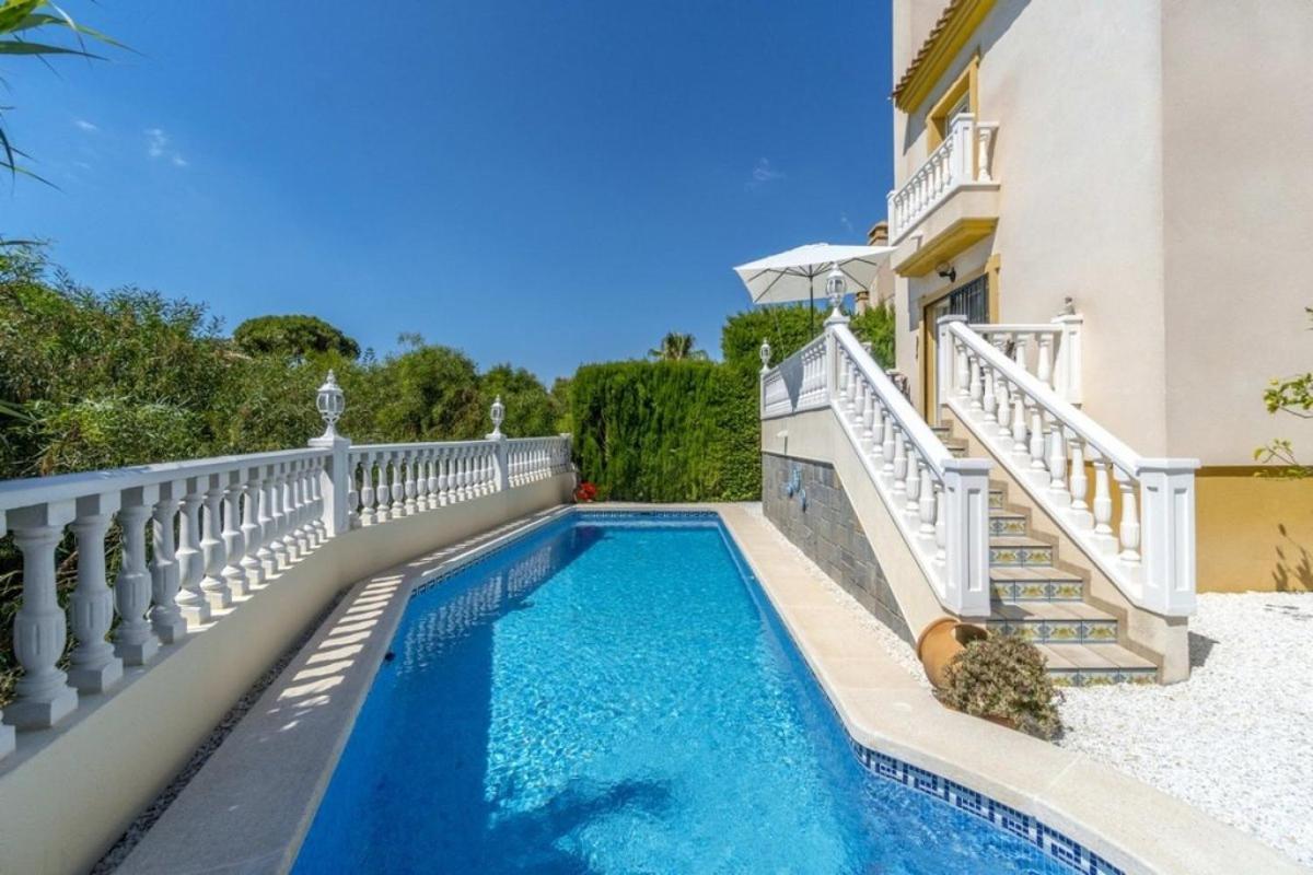 Escapada Feliz Villa Oriola (Orihuela)