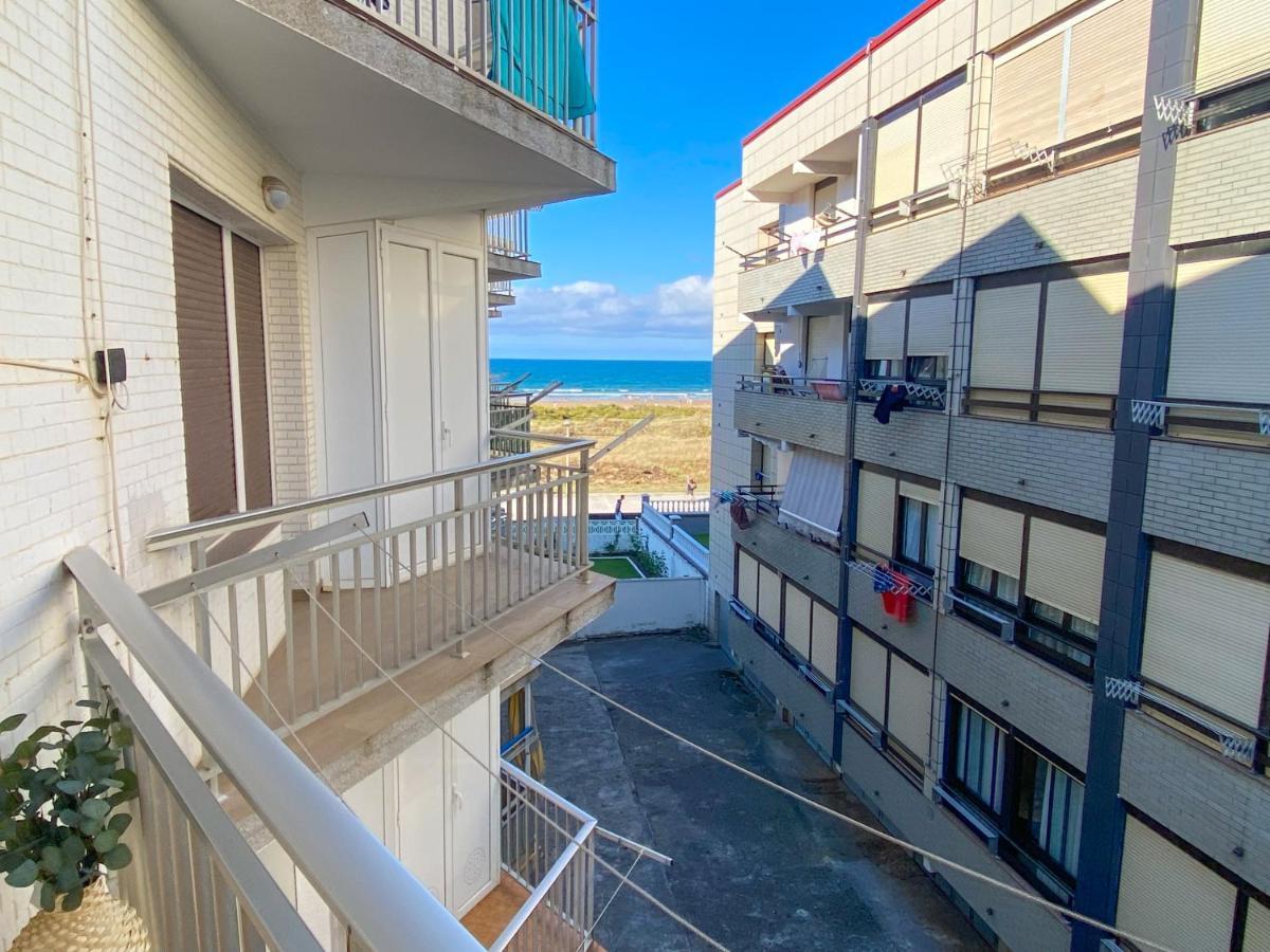 Piso Primera Linea De Playa Laredo
