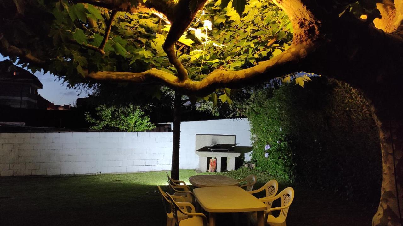 Apartment Precioso Piso En Playa America Con Jardin Privado. *