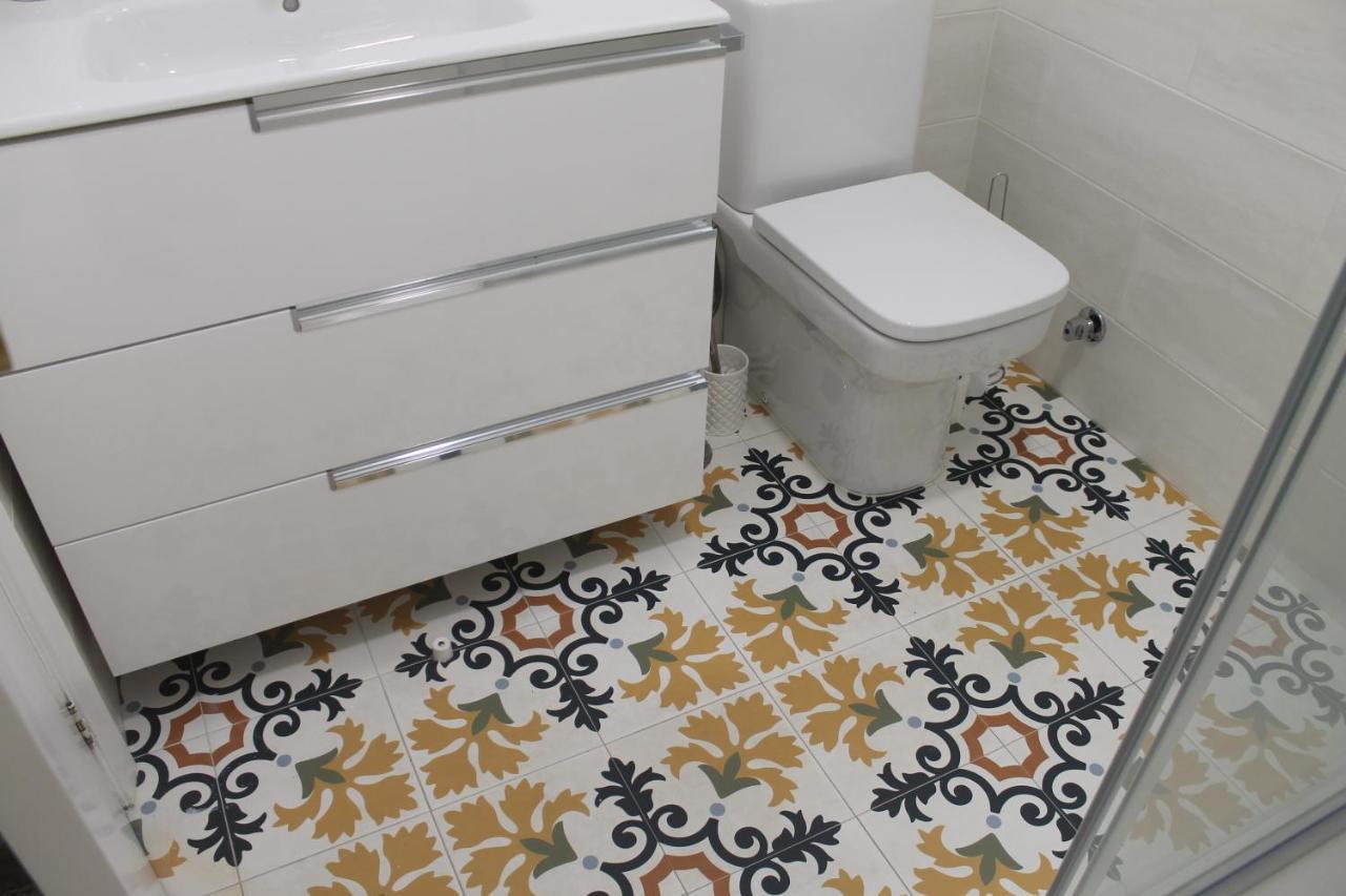 Precioso Piso En Playa America Con Jardin Privado. * Nigran