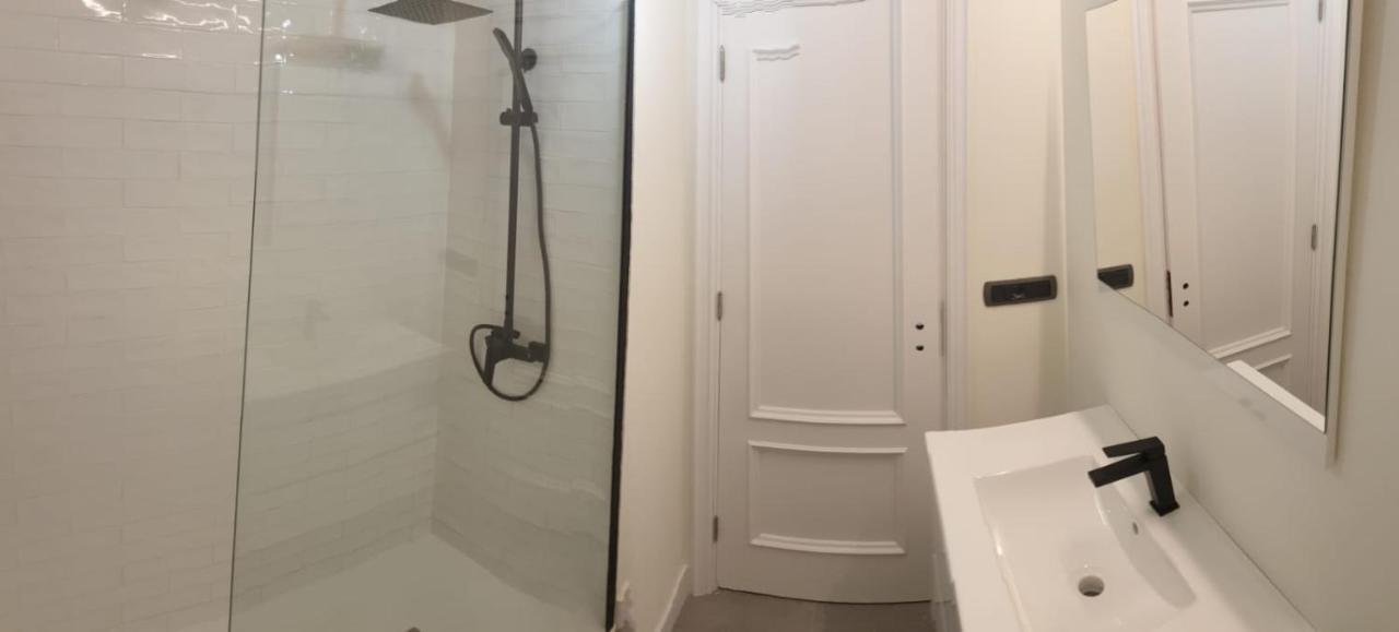 Coqueto Apartamento Centrico Con Garaje Vigo