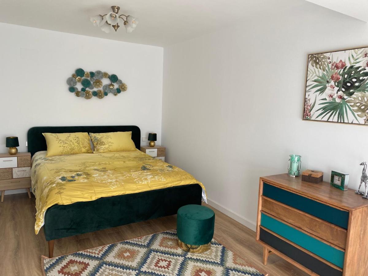 Apartment Beachfront Penthouse! *