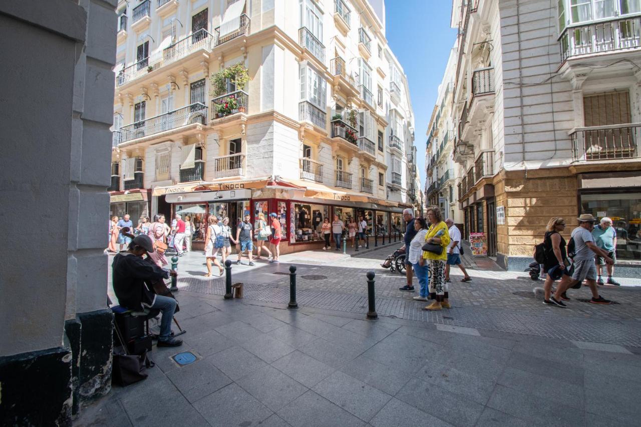 El Estudio De La Rosa Cadiz