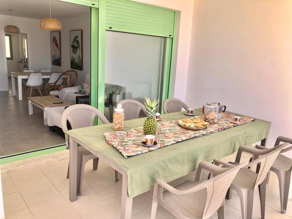 Apartamento En En 1° Línea De Playa