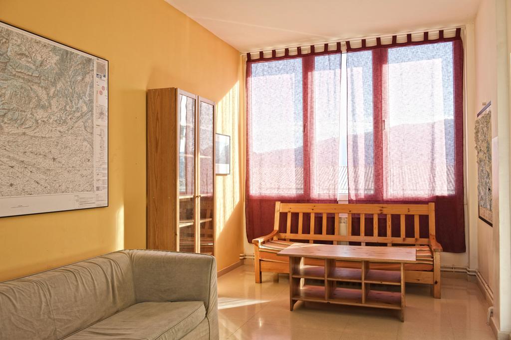 Montsec-mur Hostel