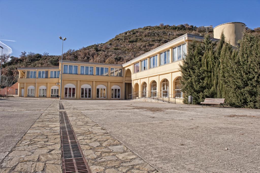 Hostel Montsec-mur *
