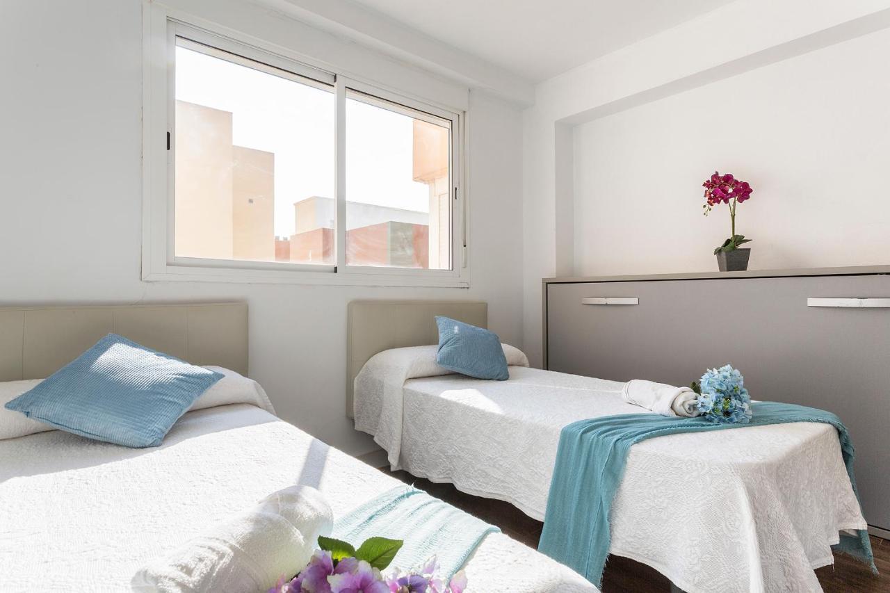 Atico Avda Playa Apartment *