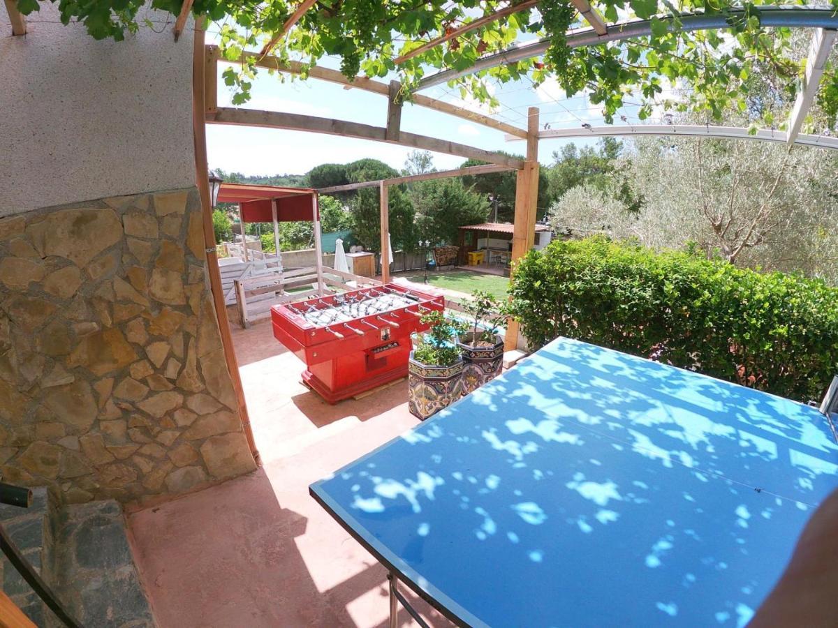 Сasa de vacaciones The Happy House Mont Barbat
