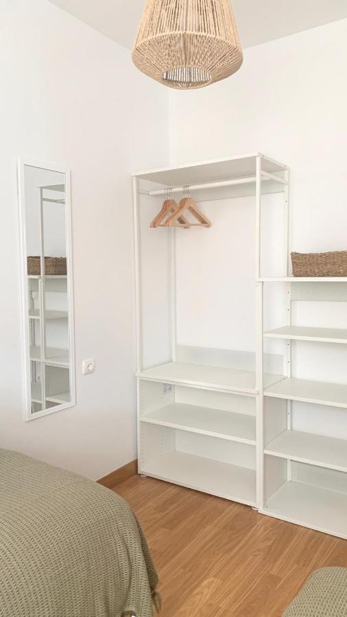 Paddle & Tennis Courts And Swimming Pool Cristianos Apartamento