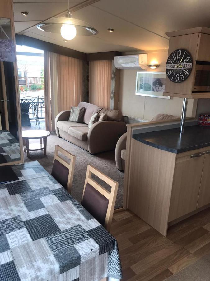 Maestrat Park Static Homes, Motorhomes, Caravans & Tents Campsite *