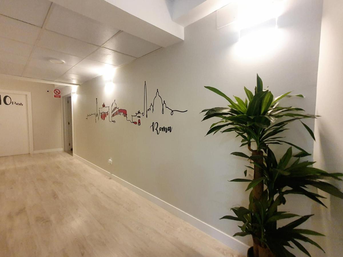 Aparthotel Estudios Arcos