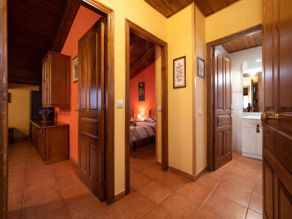 Castell Apartment Neril