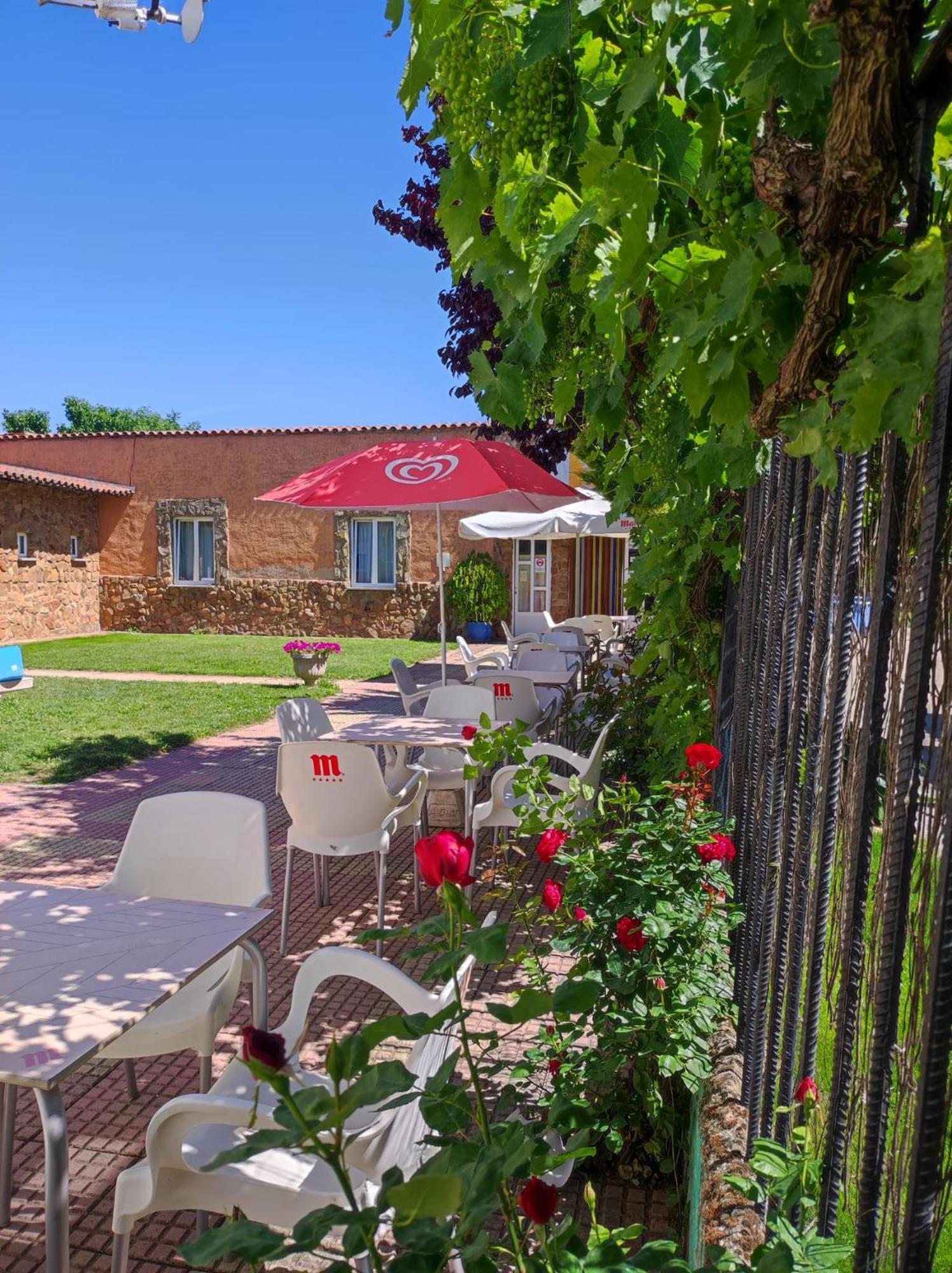 Hostal Santa Ana San Martín del Camino
