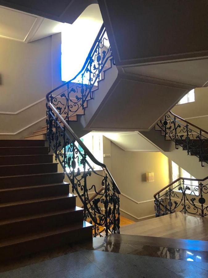 Edificio Histórico Mondariz-balneario, Tranquilidad, Ideal El Teletrabajo Apartamento