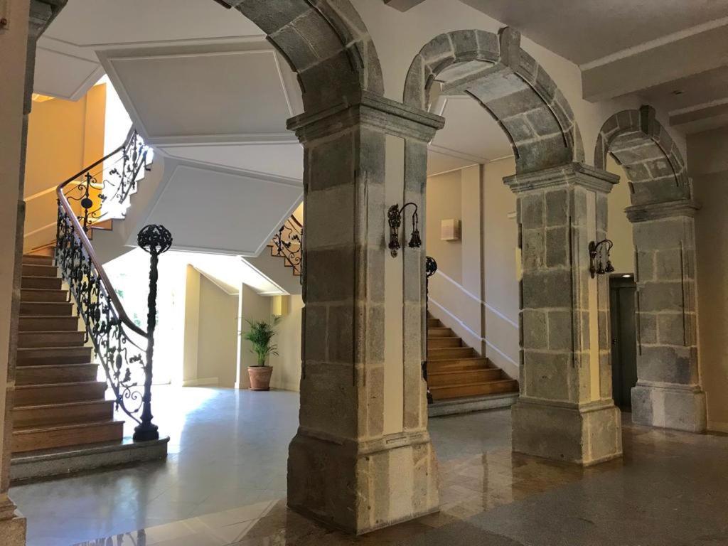 Edificio Histórico Mondariz-balneario, Tranquilidad, Ideal El Teletrabajo Apartamento