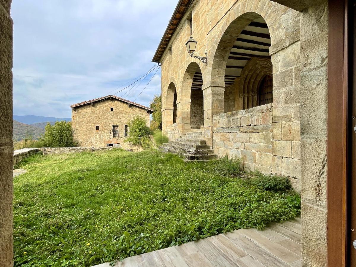 Palacio De Aralar * Oskotz