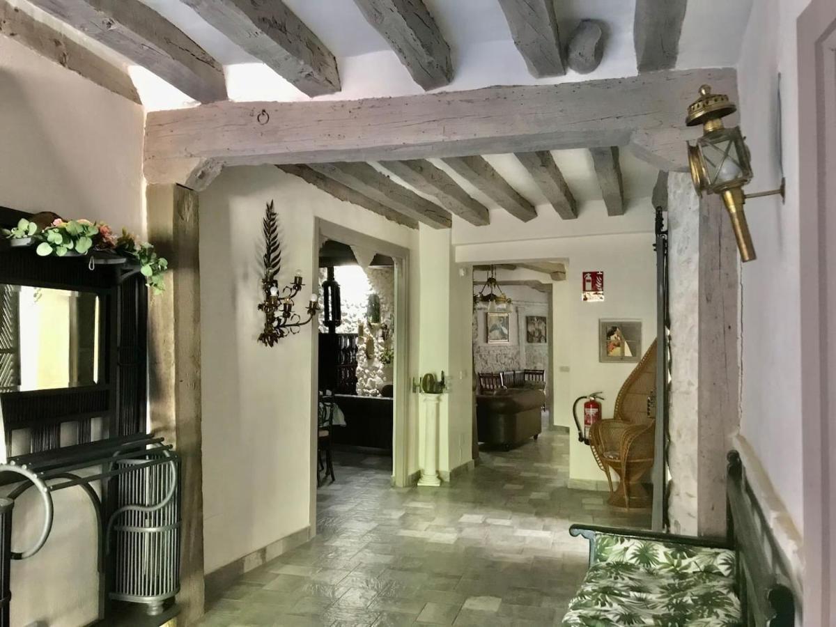 La Casona Del Tio Pedro Cadalso de los Vidrios