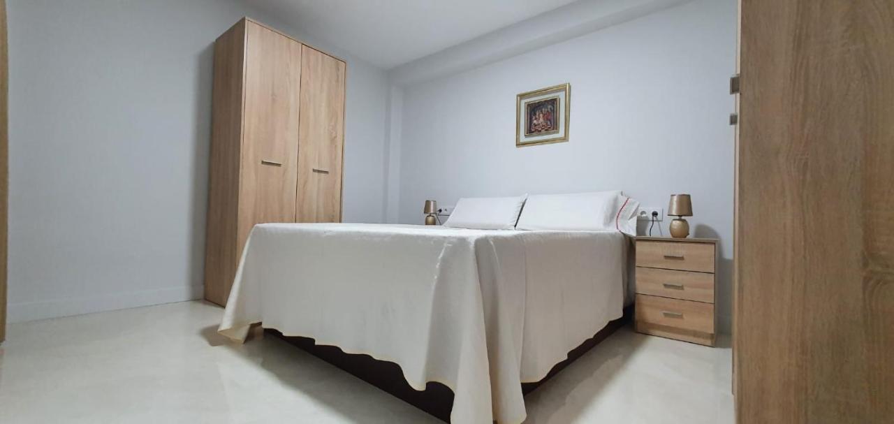 ¡económico Y Bien Ubicado! Castellón de la Plana