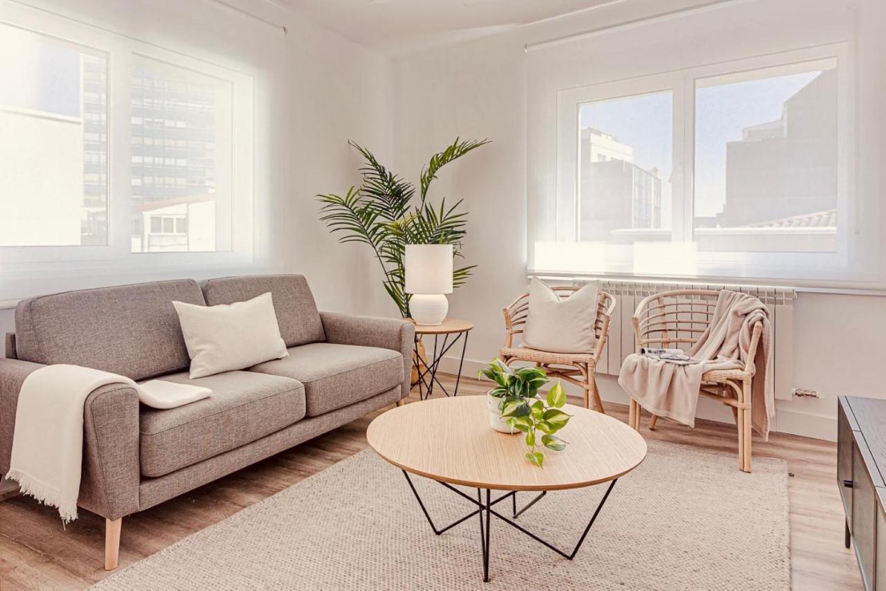 Main Street Deluxe Apartment *