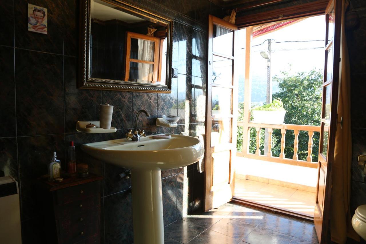 Habitación en casa particular Dobles En Casa