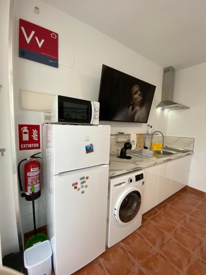 Beachside Studios: Ground Floor Retreat With Bikes & Water Sports La Manga del Mar Menor