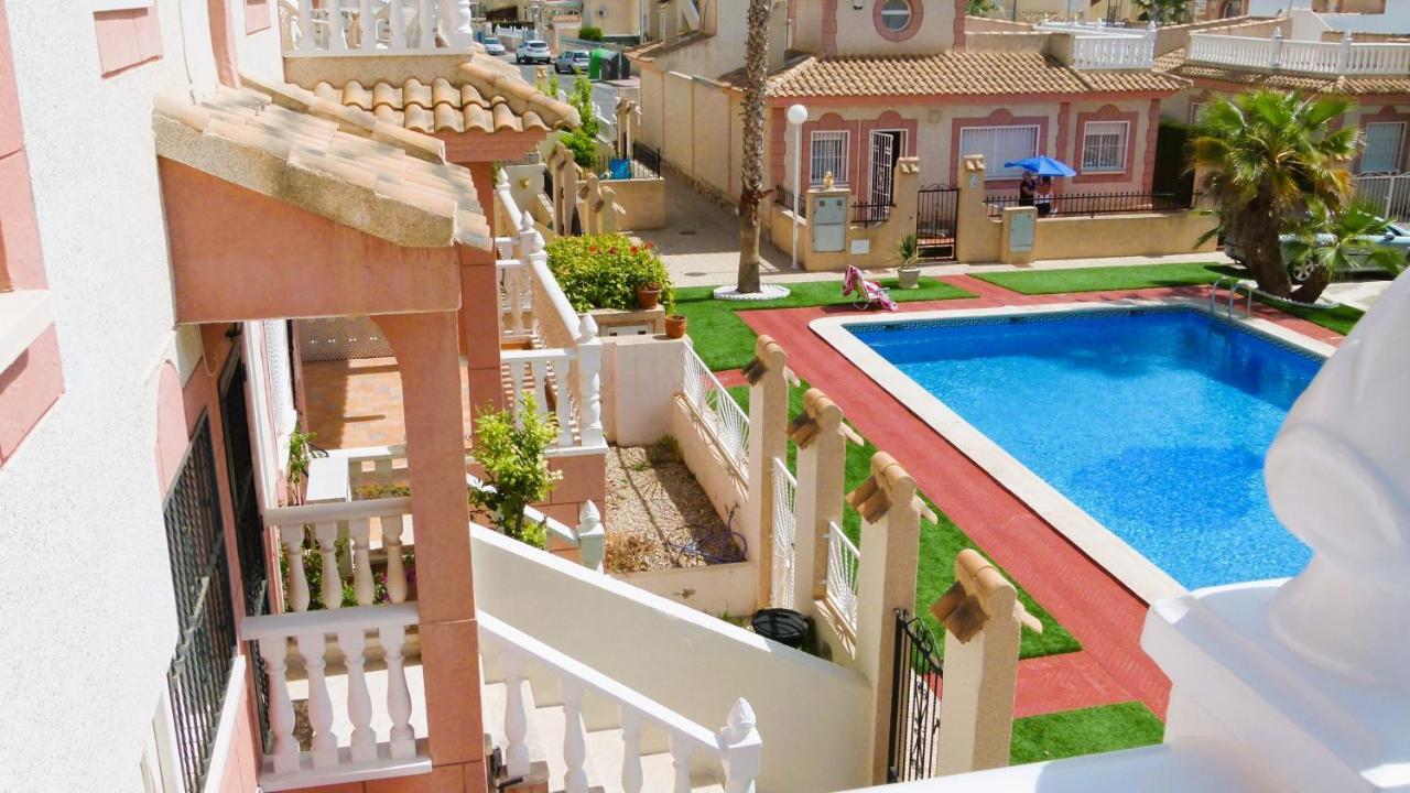 Apartment Flamingo Hills 2 *