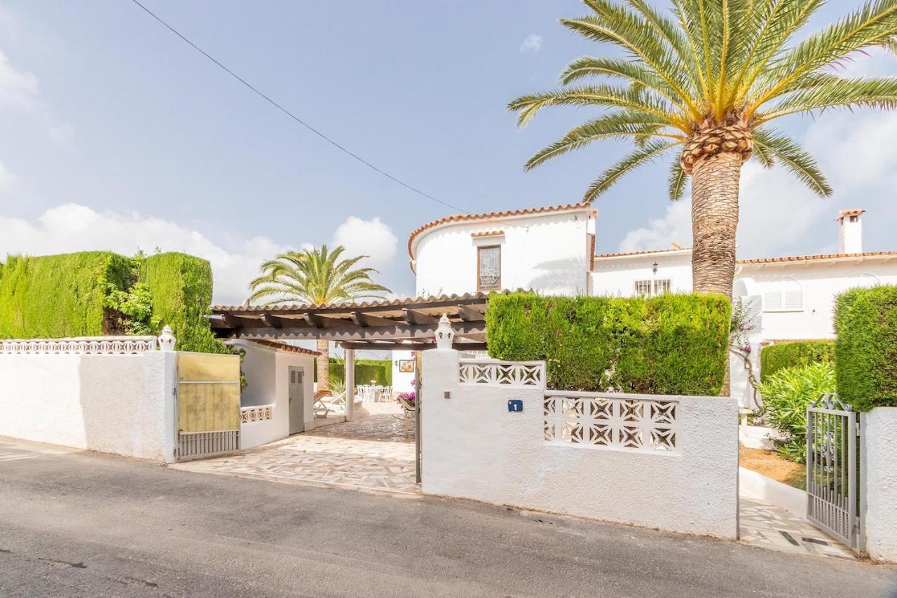 90m2, Airco 2, Pool 5x10, Sandy 200m, Wifi, Carport For 2 Cars. Denia