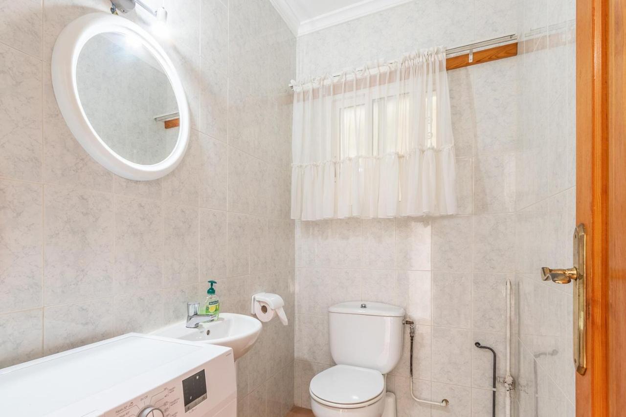 90m2, Airco 2, Pool 5x10, Sandy 200m, Wifi, Carport For 2 Cars. Denia