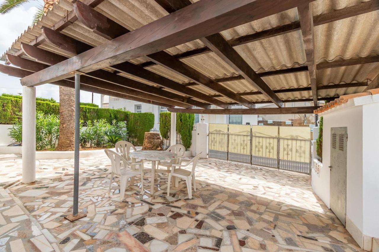 90m2, Airco 2, Pool 5x10, Sandy 200m, Wifi, Carport For 2 Cars. * Denia