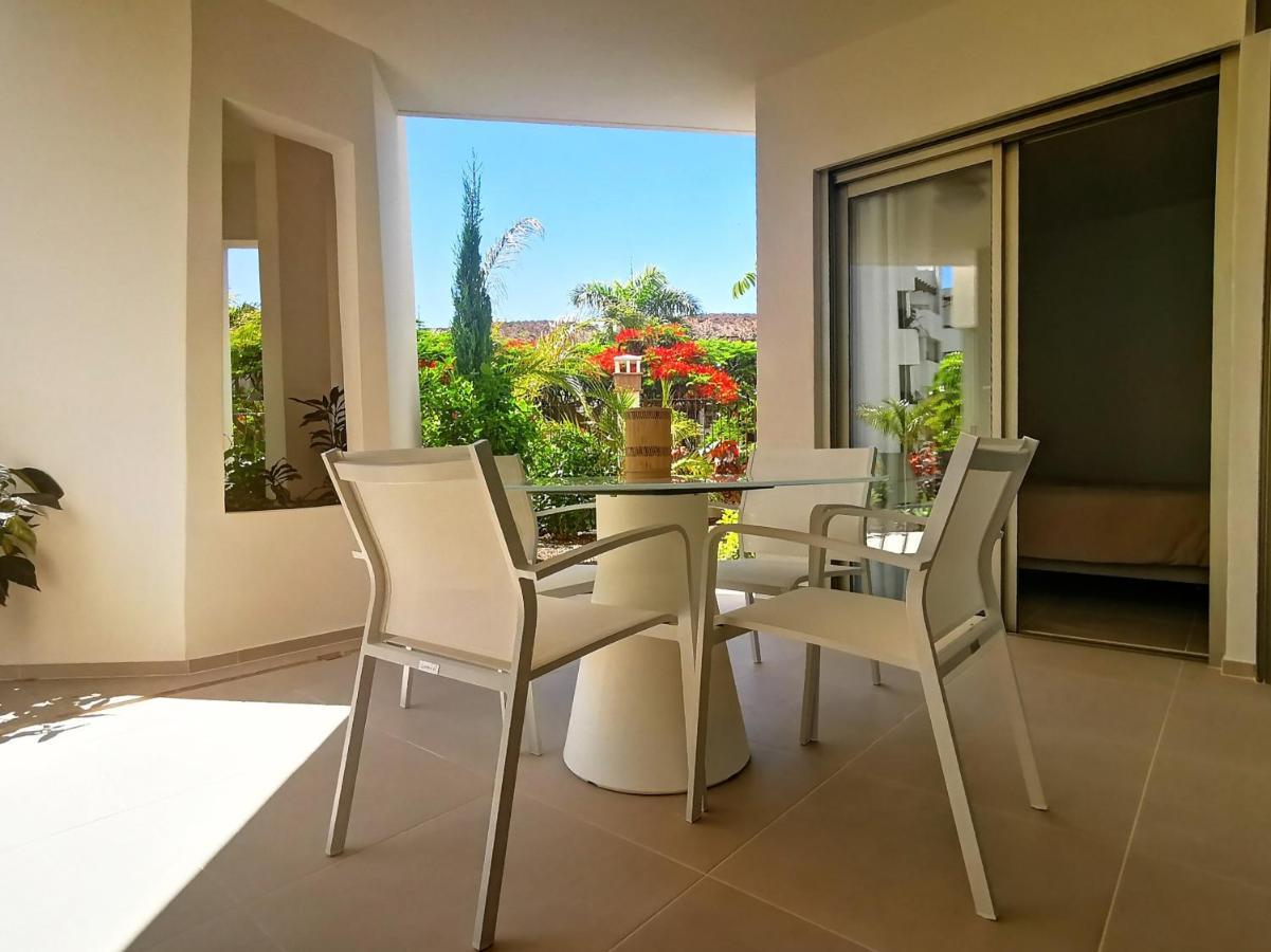 Brand New Surrounded By Tropical Gardens! * Palm-mar