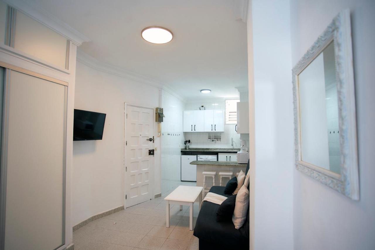Cozy Flat At Las Canteras Beach - Wifi