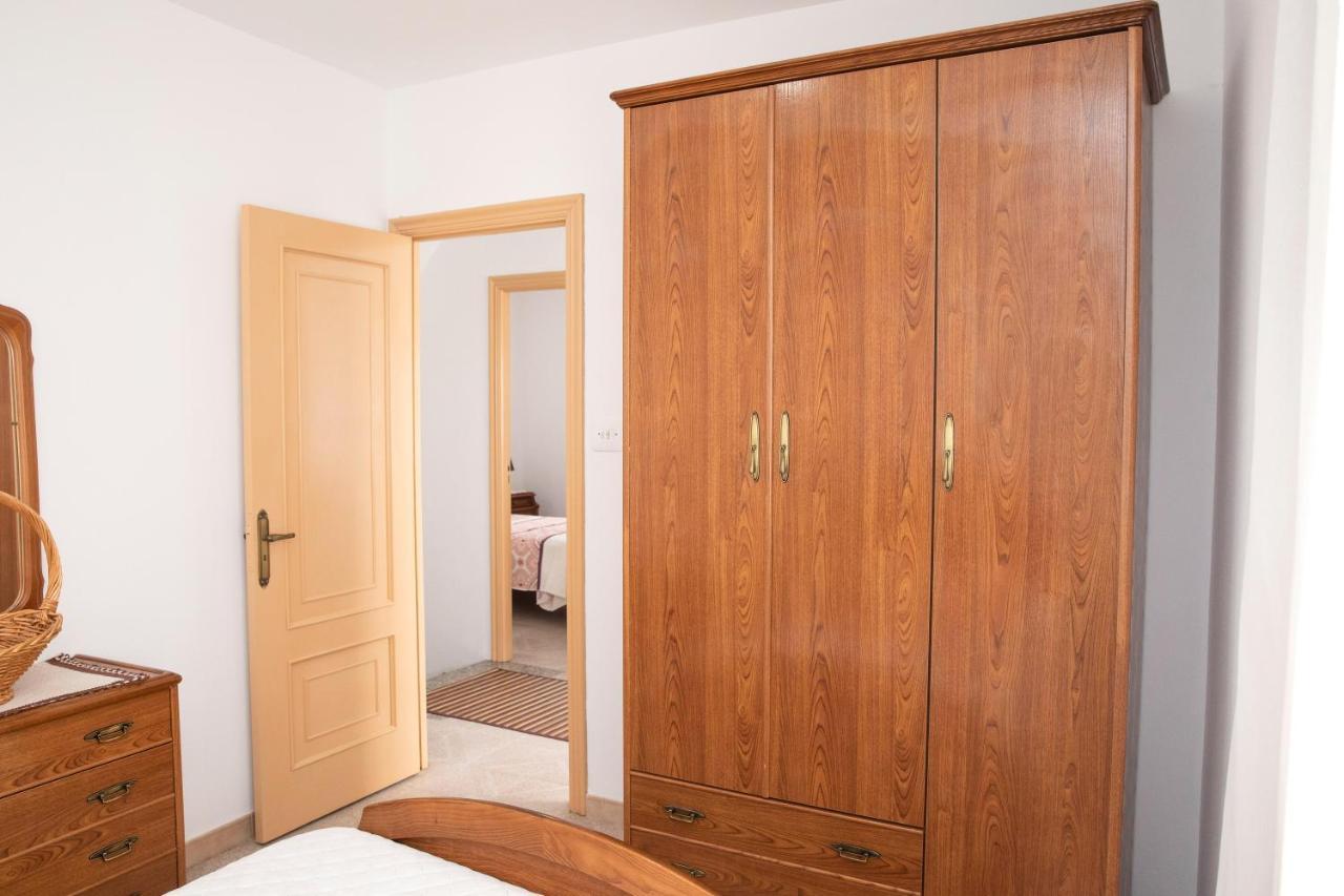 Casa Lires Recarey Holiday home *