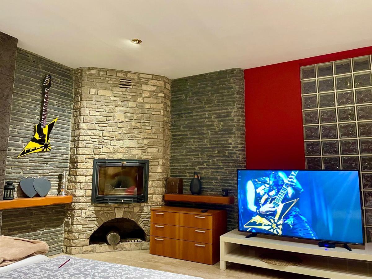 Сasa de vacaciones Luxury Rock Tirri *