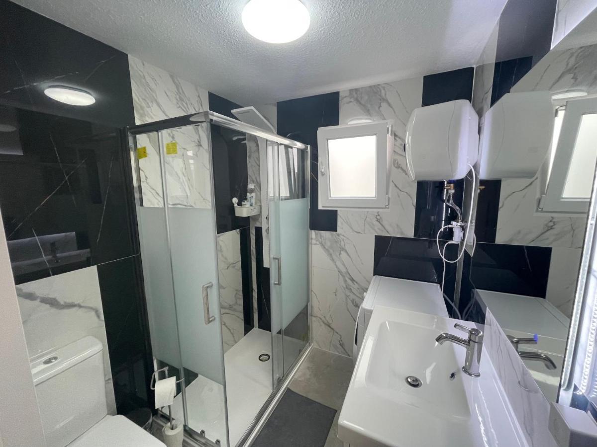 Apartment Piso Canteras/2 Bedroom+balcony+parking At Las Palmas de Gran Canaria