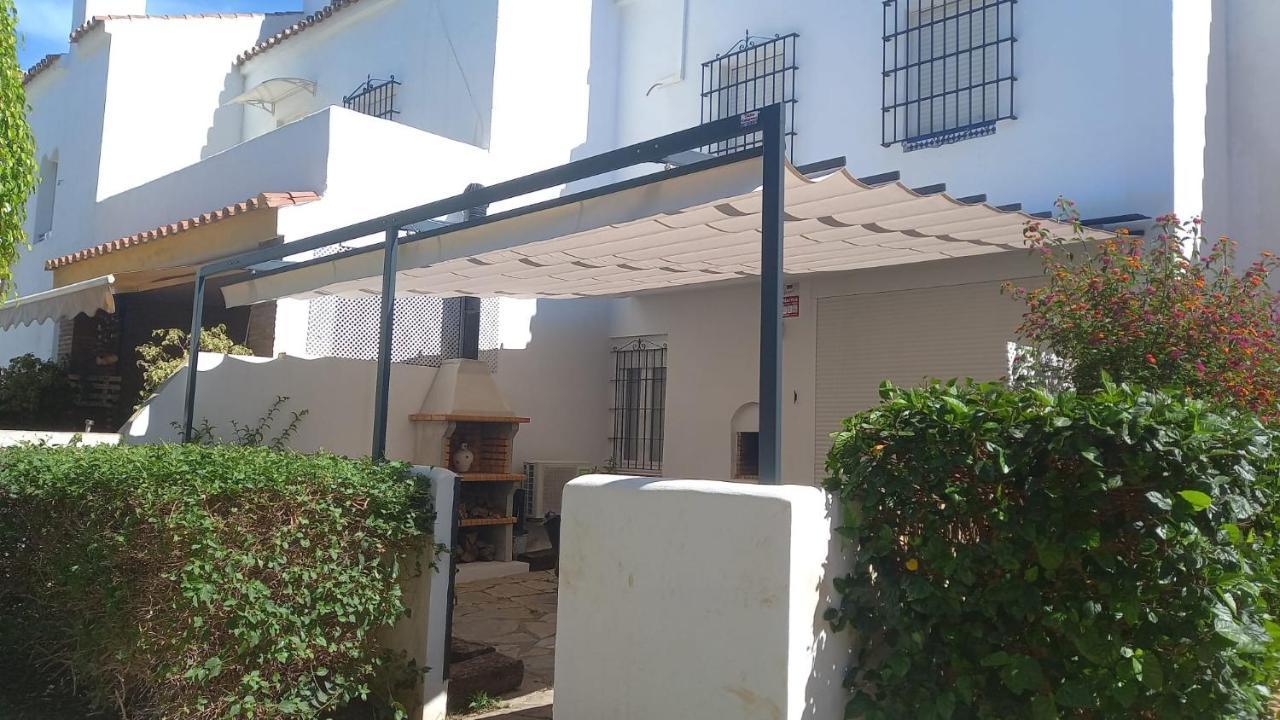 Familiar San Luis de Sabinillas