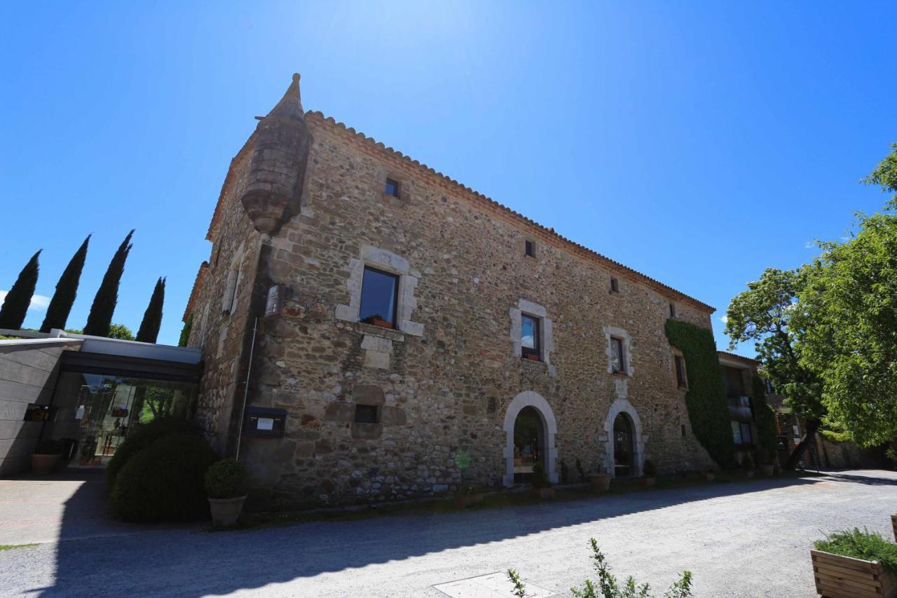 Arcs De - Adults Only 4* Monells
