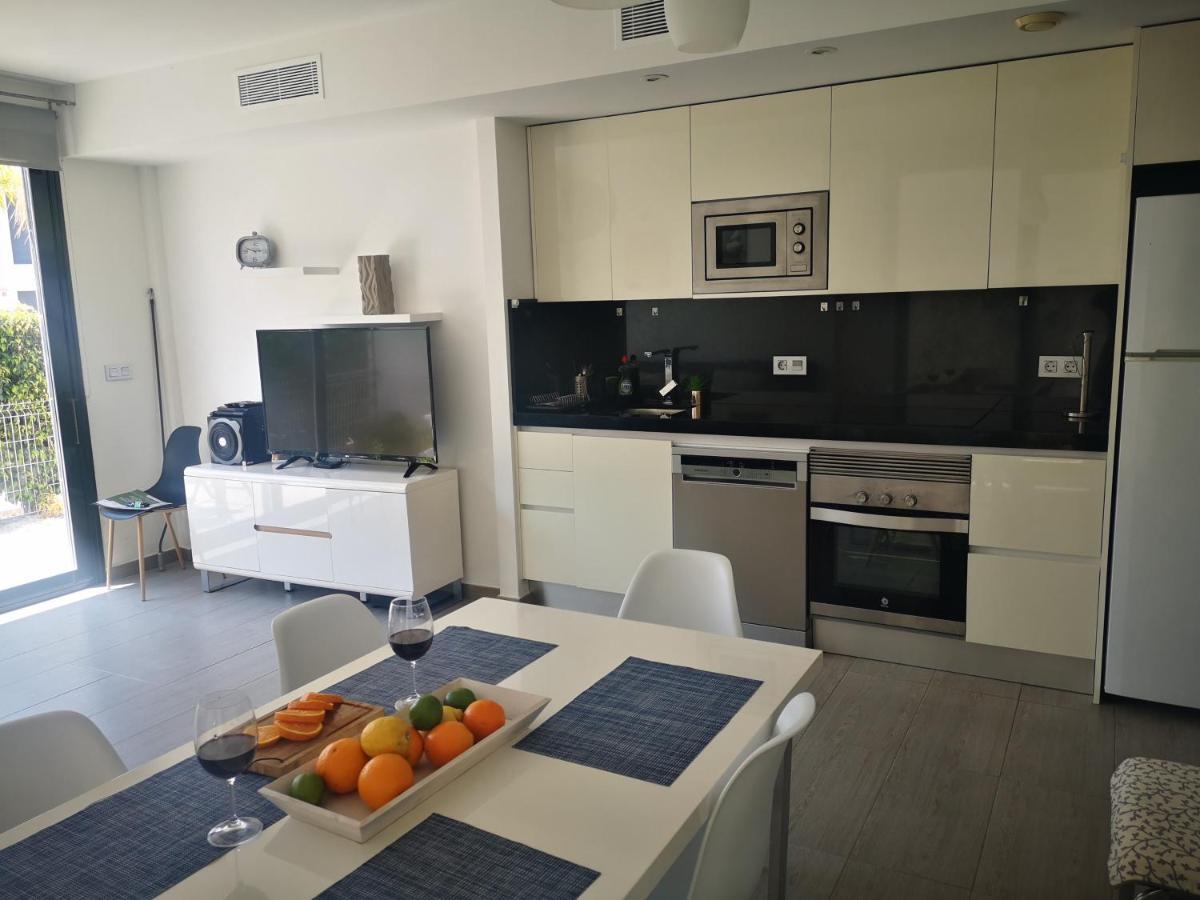 Punta Prima 3 Bedrooms And Solarium Sea View *