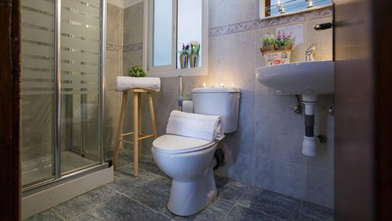 Apartamento Wifi Geranios In Heart Of Almería