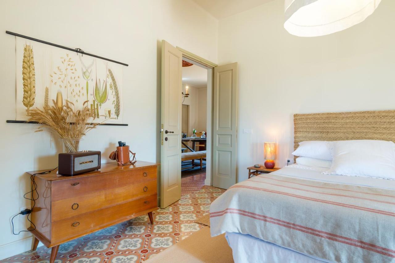 Casi House Parlava